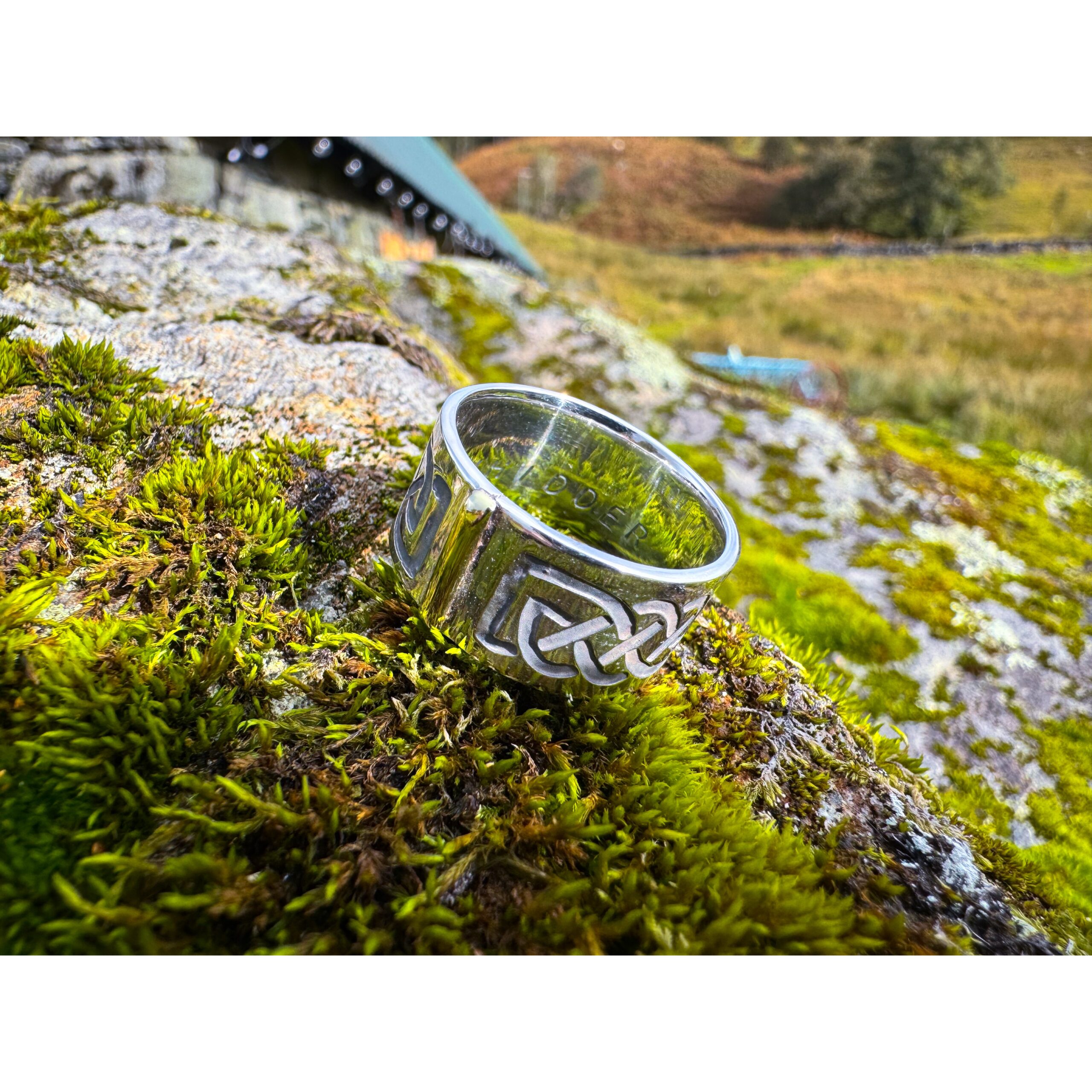 Sterling Silver Celtic Ring - Image 3
