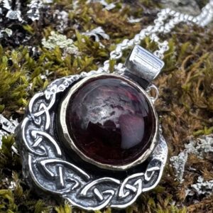 Celtic Pendant with Amber